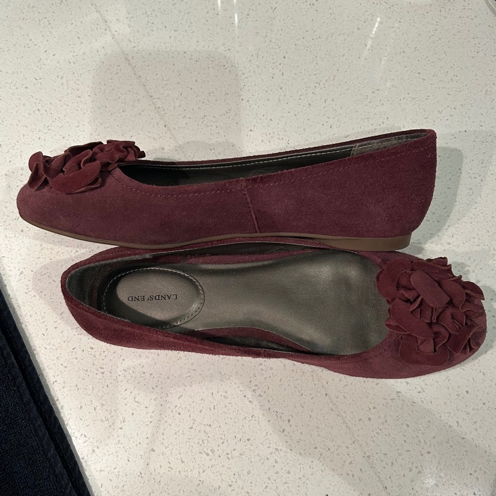 SUEDE FLATS, NEVER WORN, LANDS END, SIZE 7.5 M